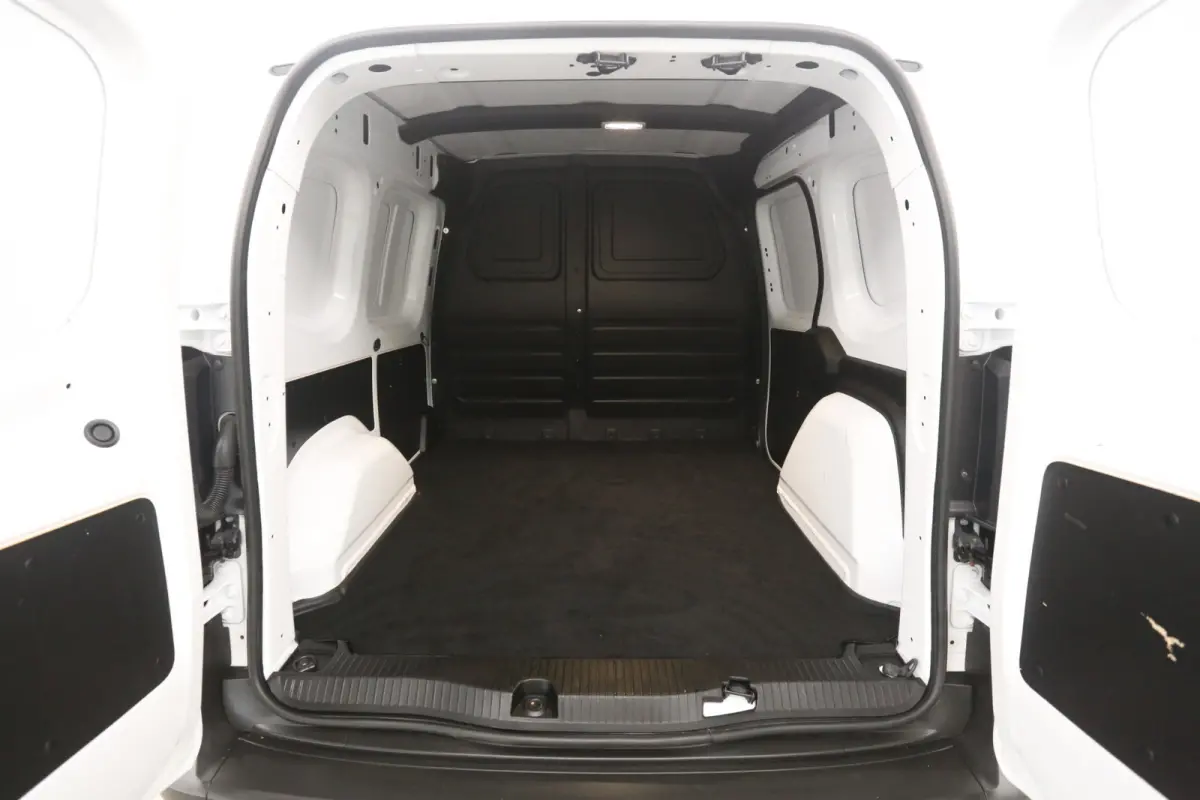 110 CDI 96pk | 3 Zits | Airco | Cruise | Camera | Carplay | LED