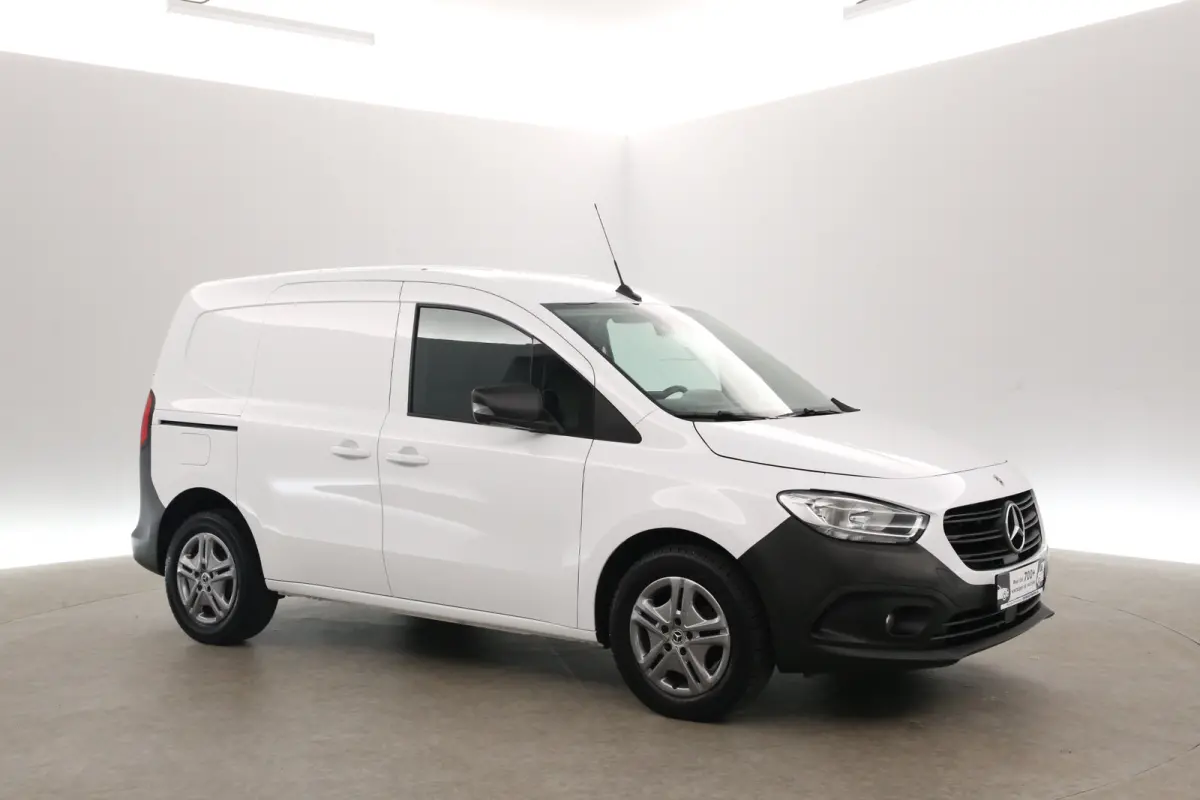 110 CDI 96pk | 3 Zits | Airco | Cruise | Camera | Carplay | LED