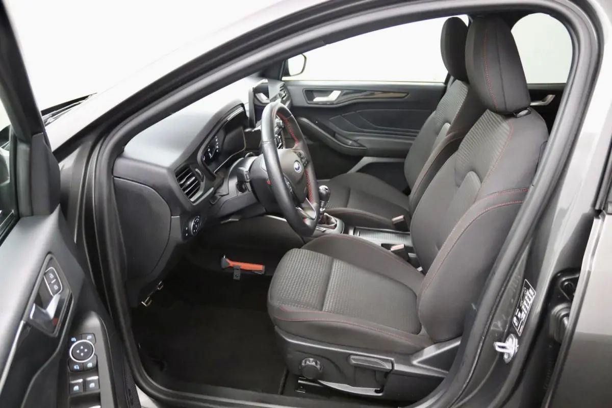 1.0 EcoBoost Hybrid ST Line X Business antraciet