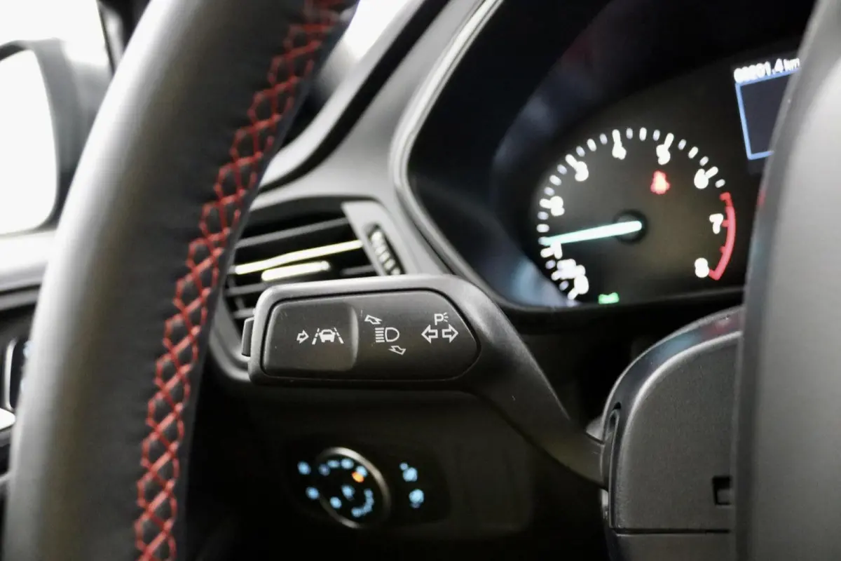 1.0 EcoBoost Hybrid ST Line X Business antraciet