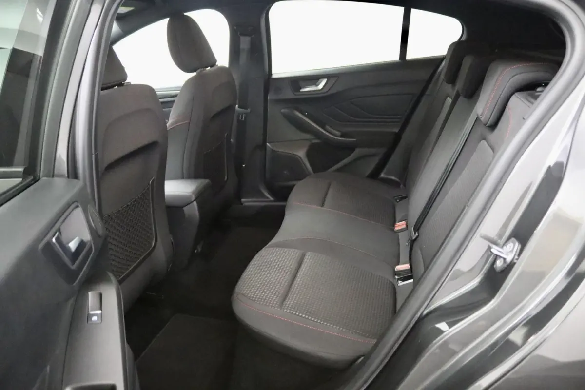 1.0 EcoBoost Hybrid ST Line X Business antraciet