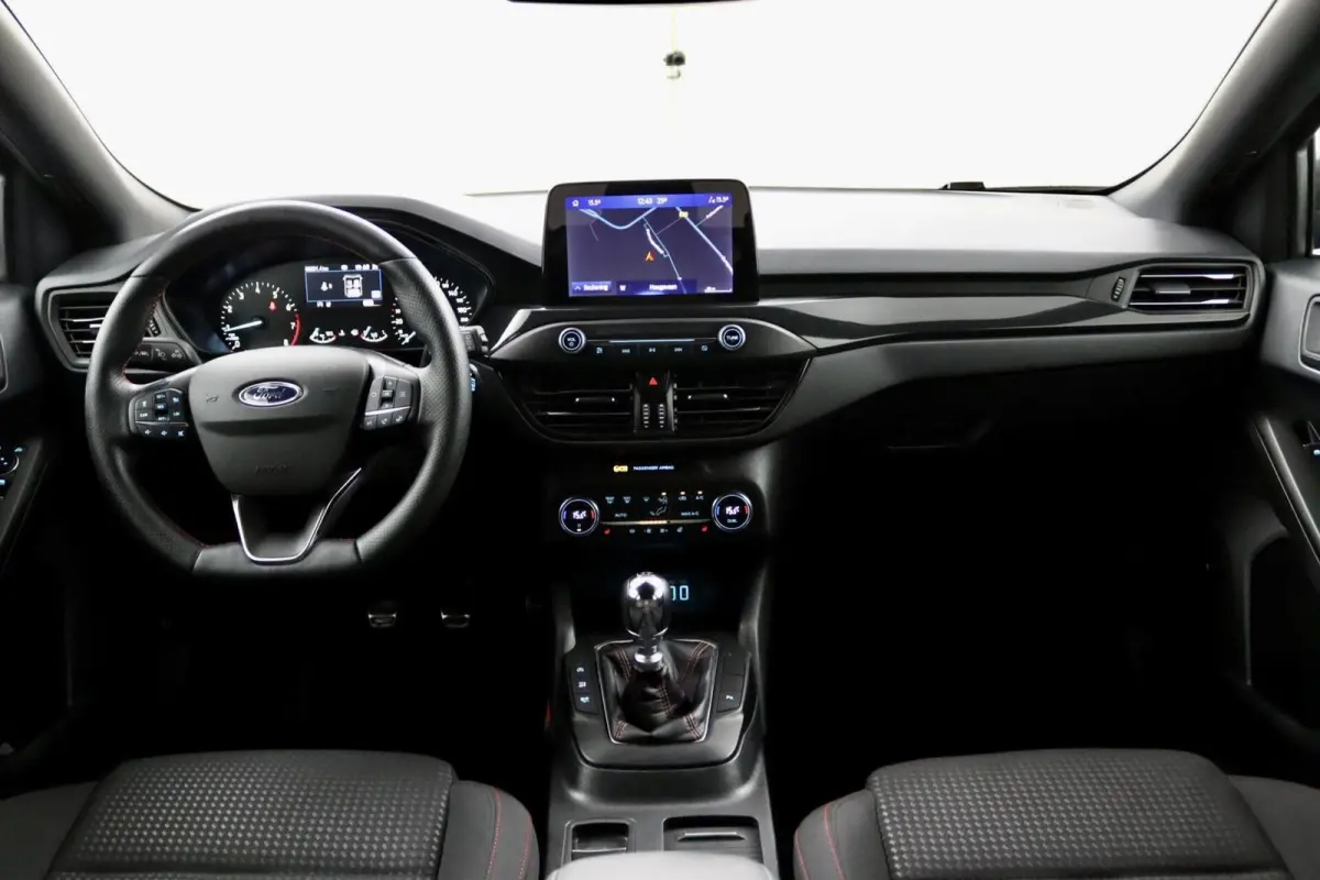 1.0 EcoBoost Hybrid ST Line X Business antraciet