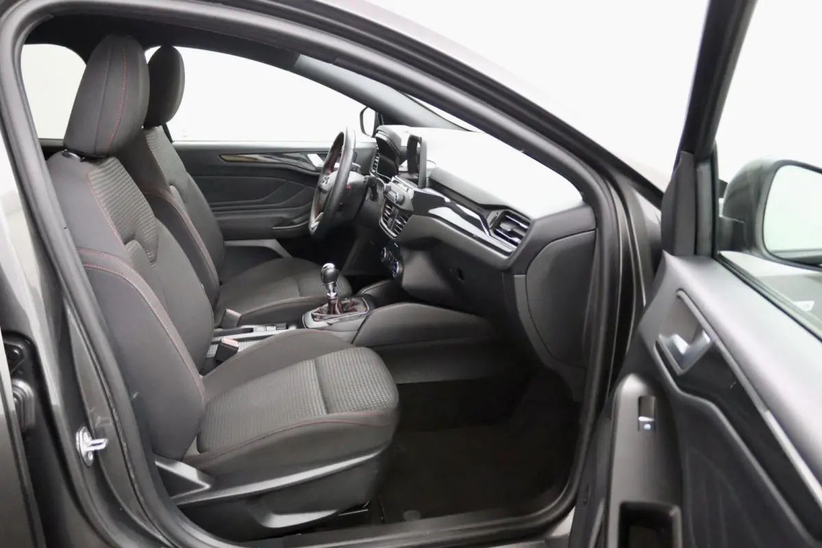 1.0 EcoBoost Hybrid ST Line X Business antraciet