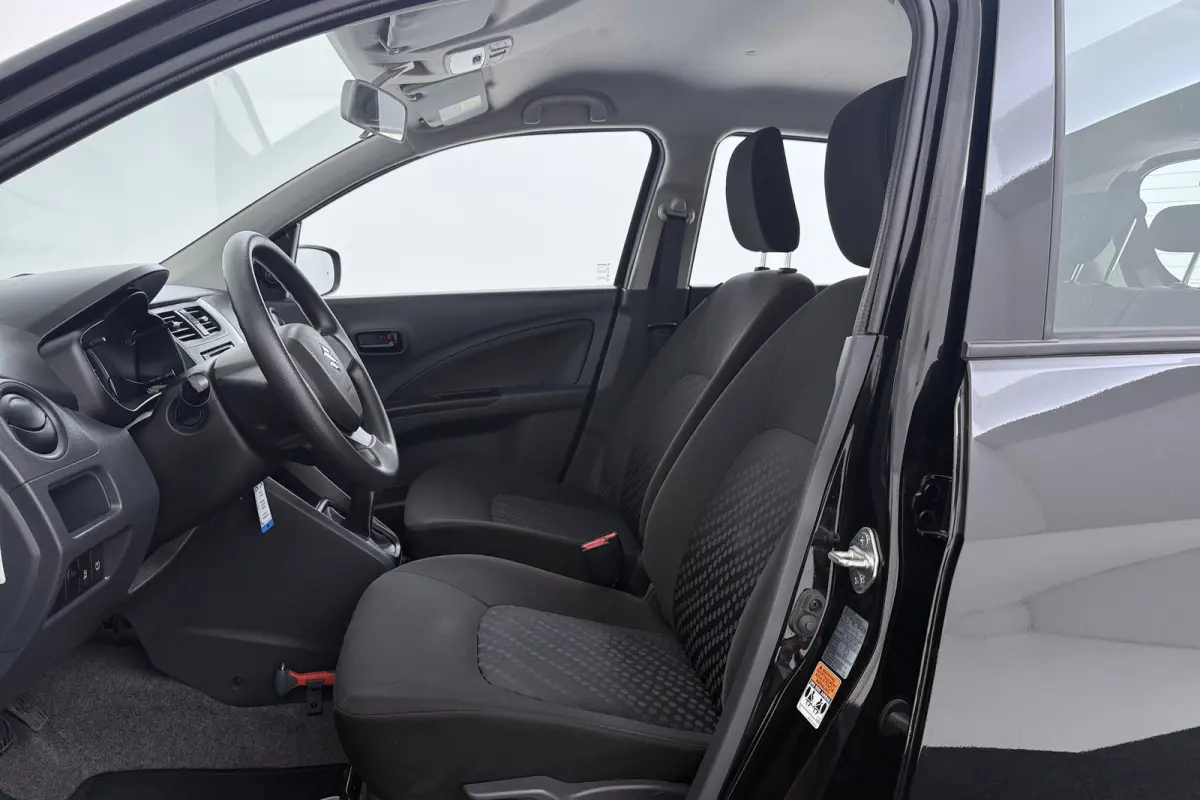 1.0 Comfort | Navigatie | Parkeersensoren | Org NL | 51000 KM! |