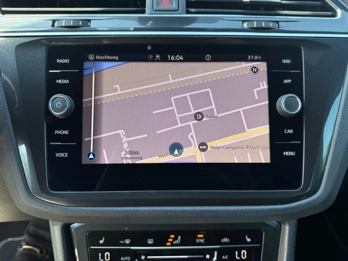 1.5 TSI R-Line Business+ | Automaat | Cruise Control | Climate Control | Digital Dashboard | Stoelverwarming | Stuurverwarming | Navigatie | Parkeersensoren |