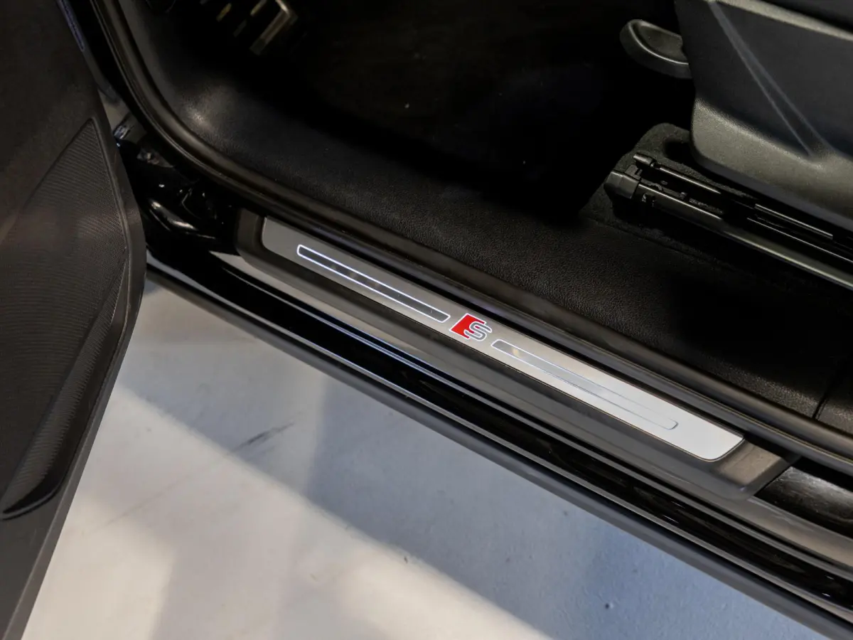 45 TFSI e 2x S-Line edition / 245pk / Panorama dak / Keyless / Sfeerverlichting /