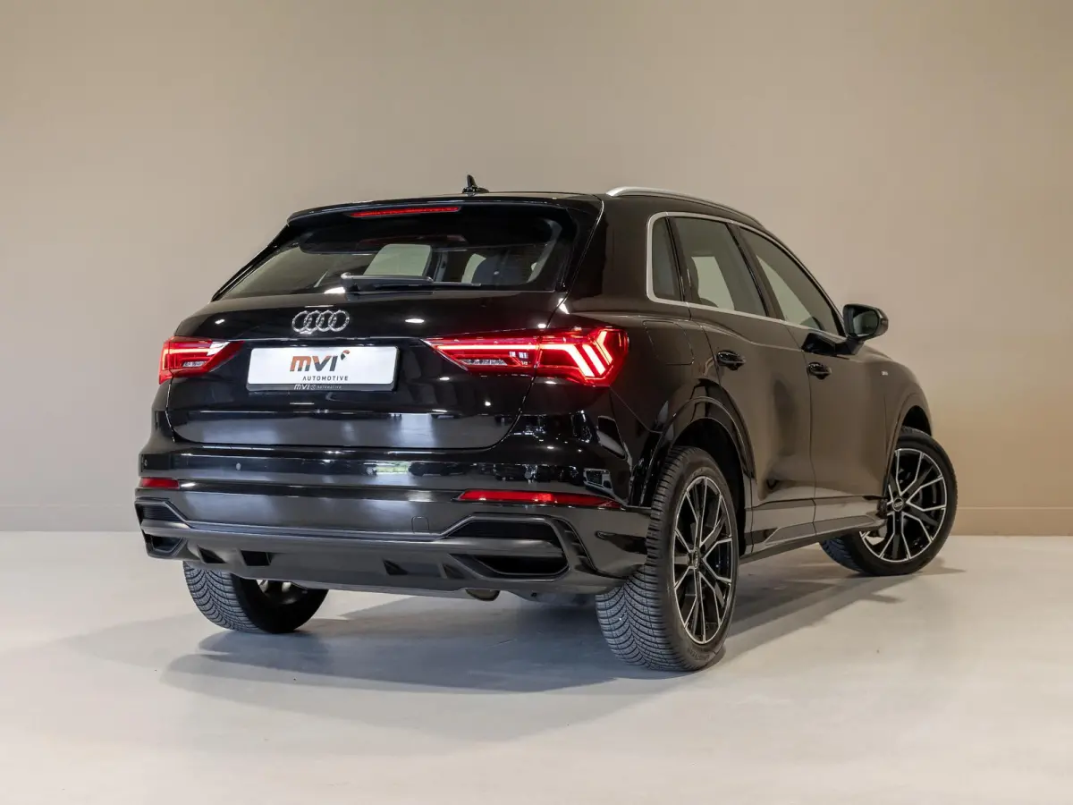 45 TFSI e 2x S-Line edition / 245pk / Panorama dak / Keyless / Sfeerverlichting /