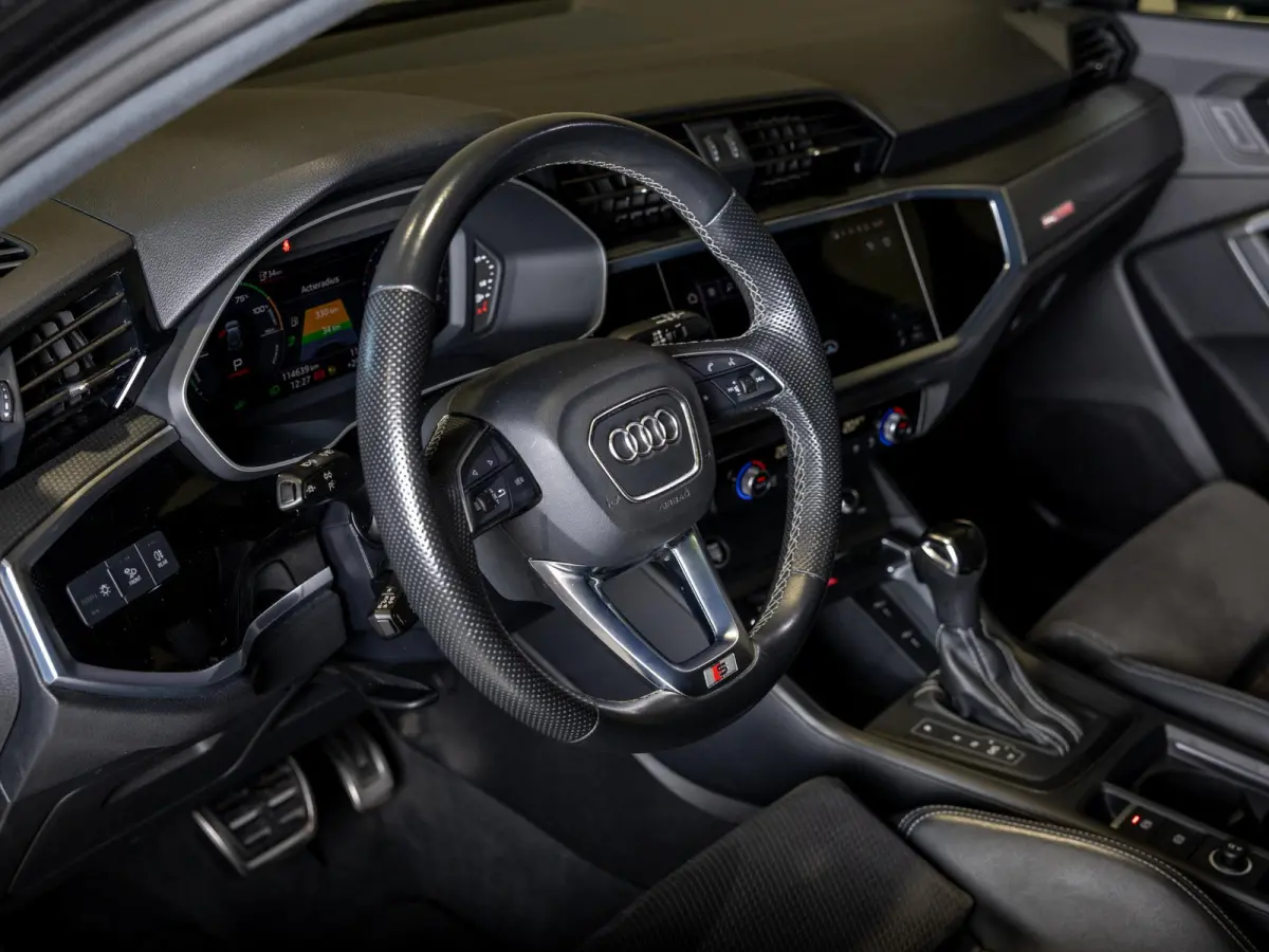 45 TFSI e 2x S-Line edition / 245pk / Panorama dak / Keyless / Sfeerverlichting /