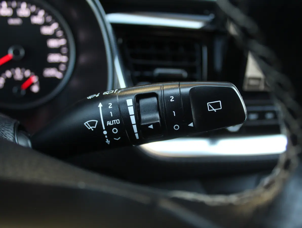 1.0 T-GDi MHEV GT-Line CARPLAY | CAMERA | CLIMATE | LED | NAVI | DAB | LMV17 | LEER/STOF | KEYLESS | CRUISE | AFNBTRHAAK | STOEL/STUURVERW