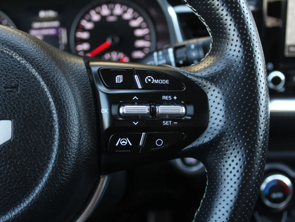 1.0 T-GDi MHEV GT-Line CARPLAY | CAMERA | CLIMATE | LED | NAVI | DAB | LMV17 | LEER/STOF | KEYLESS | CRUISE | AFNBTRHAAK | STOEL/STUURVERW