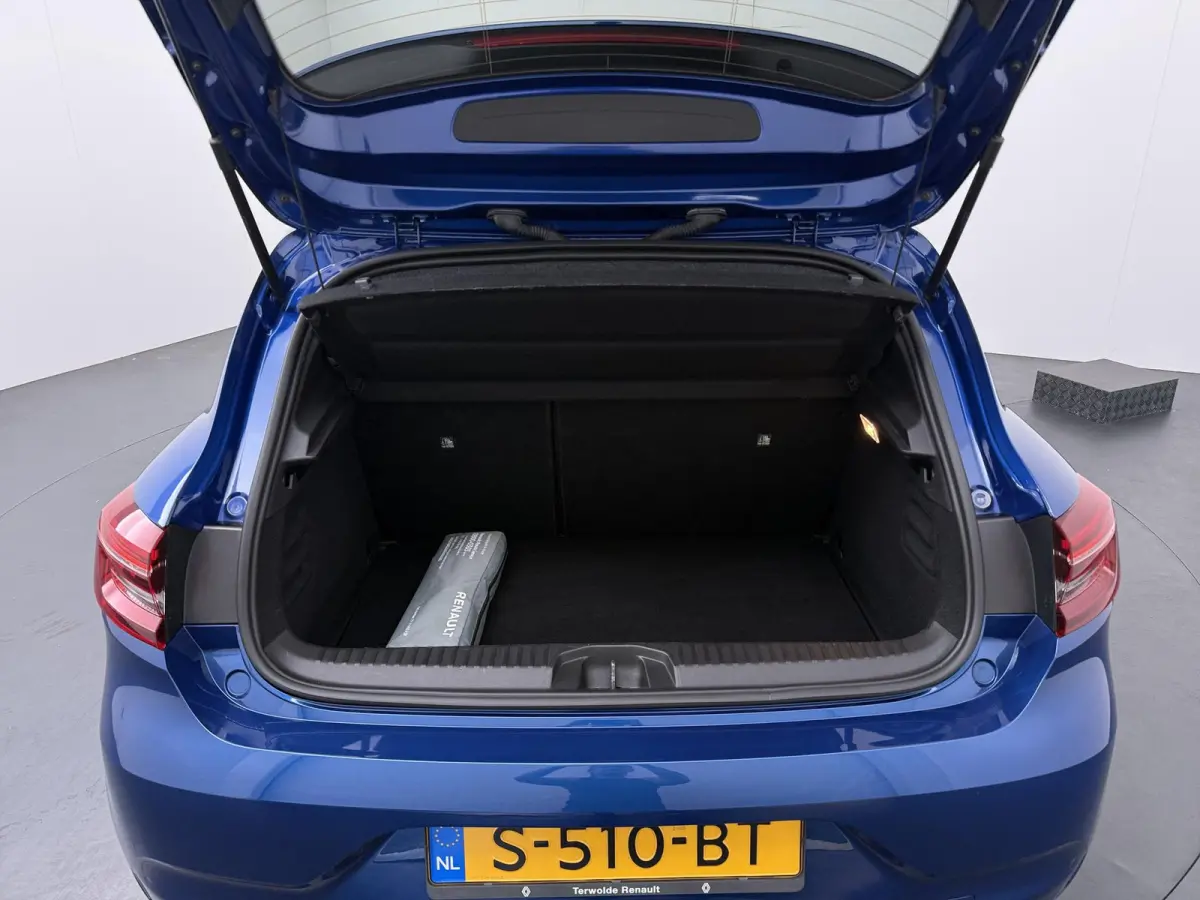 TCe 90 GPF Techno | Parkeercamera | Navigatie | Stoel- & Stuurverw. |