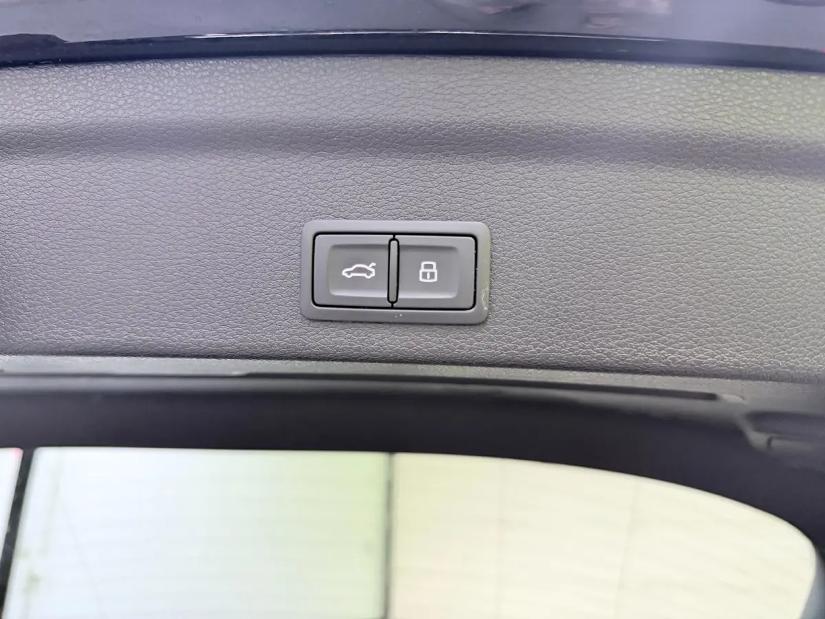 35 TFSI 2X S-LINE BLACKLINE 20'' SFEERVERL/CARPLAY/ADAPT-CR/DAB/SONOS/ELECTR-STOELEN///