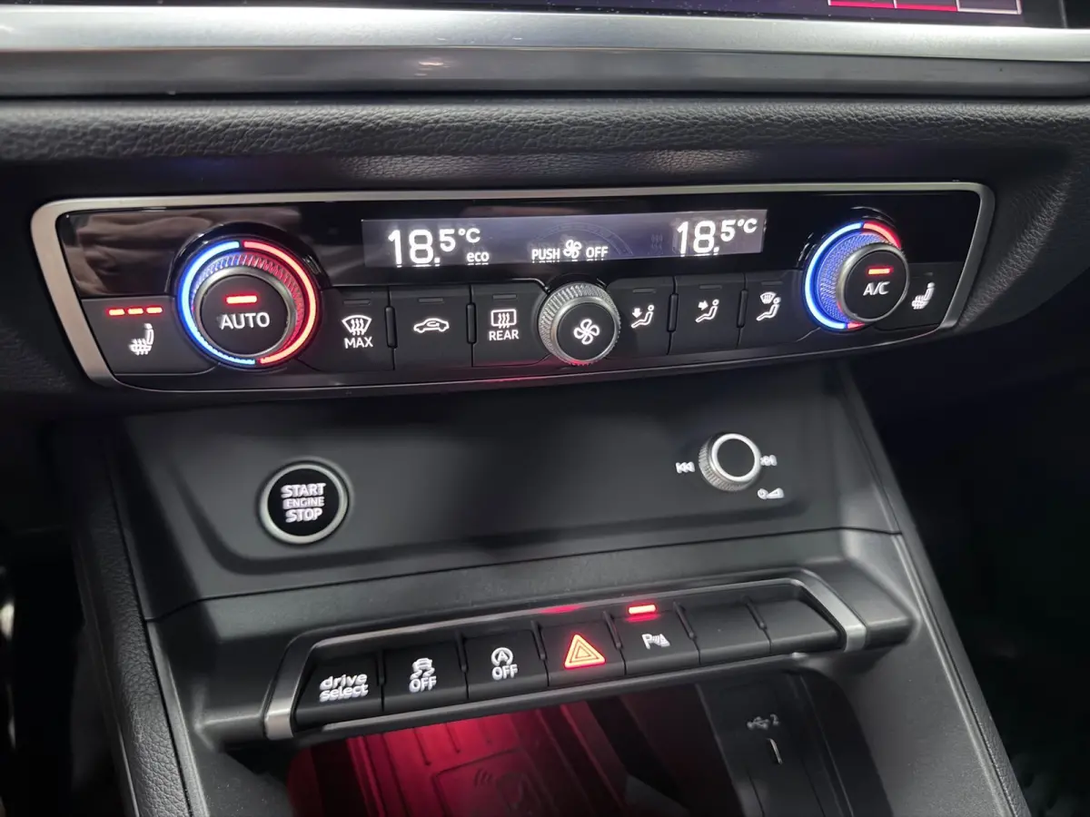 35 TFSI 2X S-LINE BLACKLINE 20'' SFEERVERL/CARPLAY/ADAPT-CR/DAB/SONOS/ELECTR-STOELEN///