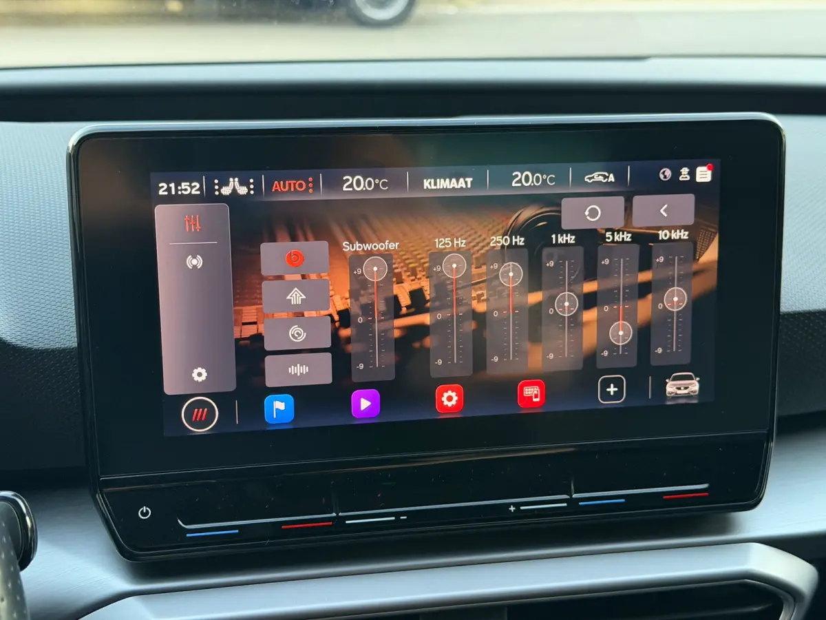 1.5 eTSI FR LED ACC Beats Keyless Camera Stoelvw
