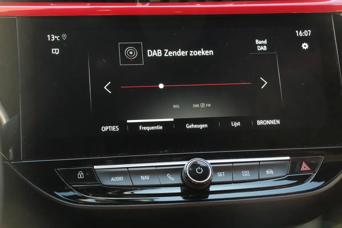 1.2 100pk Turbo GS Line Navigatie Apple Carplay/Android Auto Climate Control Cruise Control Lichtmetalen velgen Sportstoelen
