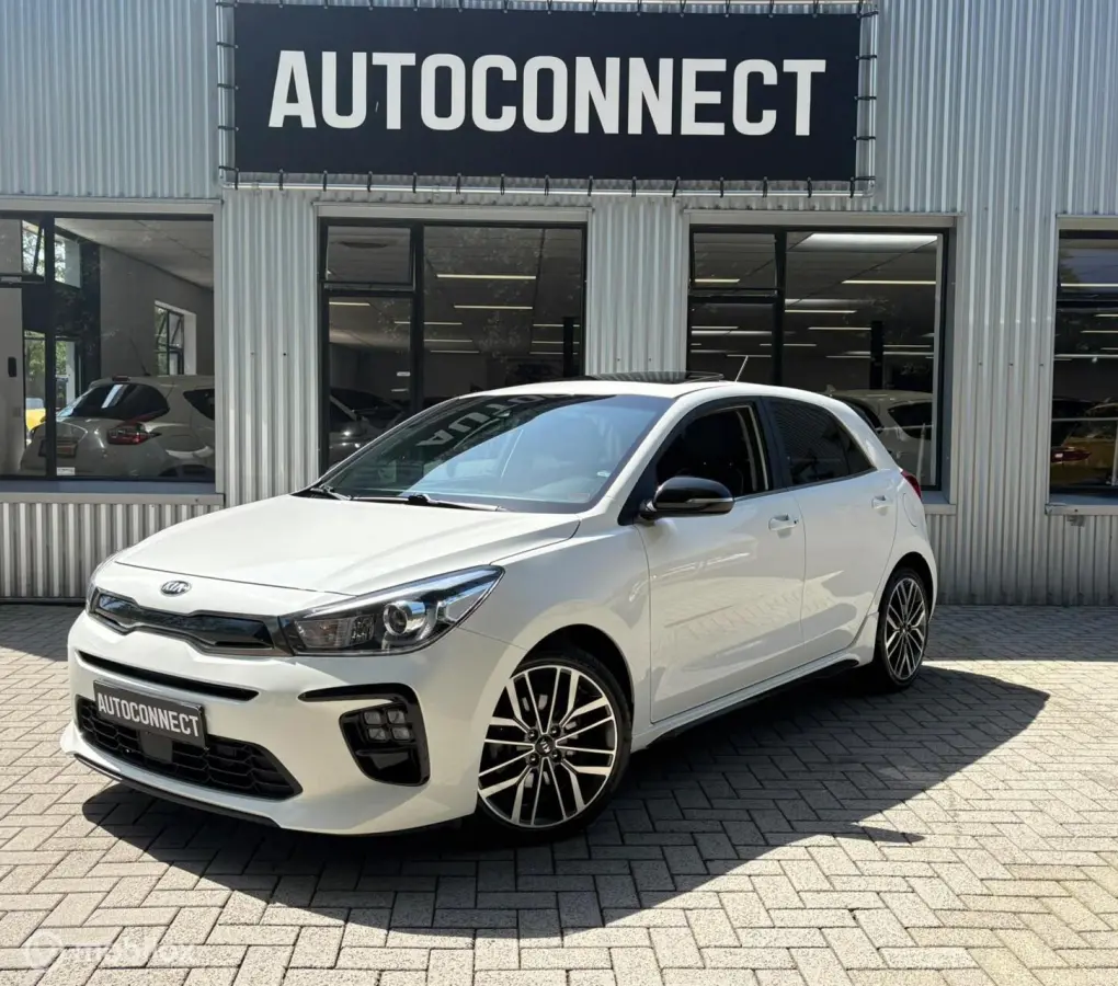 1.0 TGDI GT-Line, PANO, NAVI, CRUISE, CARPLAY