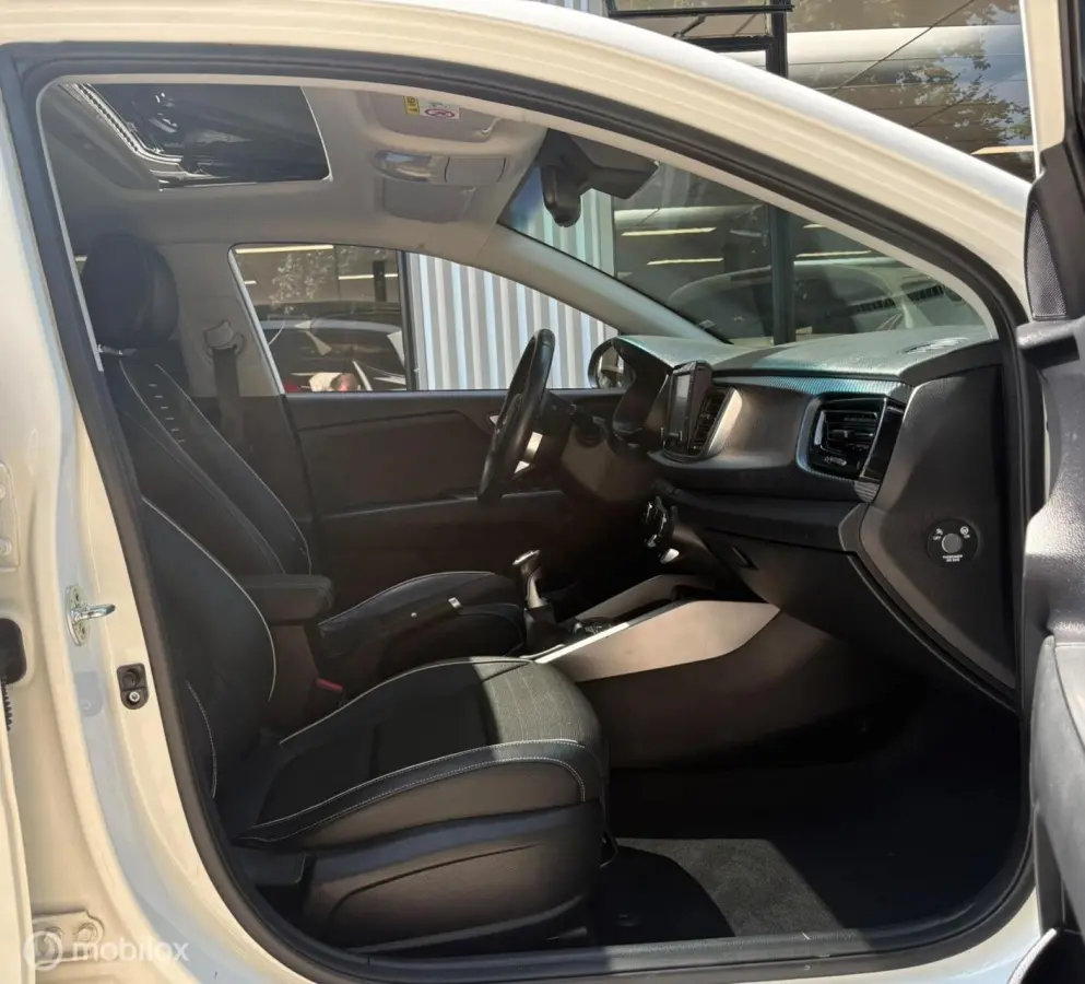 1.0 TGDI GT-Line, PANO, NAVI, CRUISE, CARPLAY
