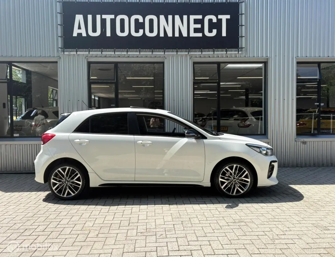 1.0 TGDI GT-Line, PANO, NAVI, CRUISE, CARPLAY
