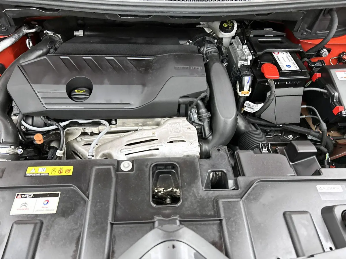 Shine 180pk Automaat | Lederen bekleding | Elektrisch verstelbare bestuurdersstoel met geheugen | Panoramisch schuifdak | Elektrische achterklep | Navigatie | Camera achter | Apple Carplay e