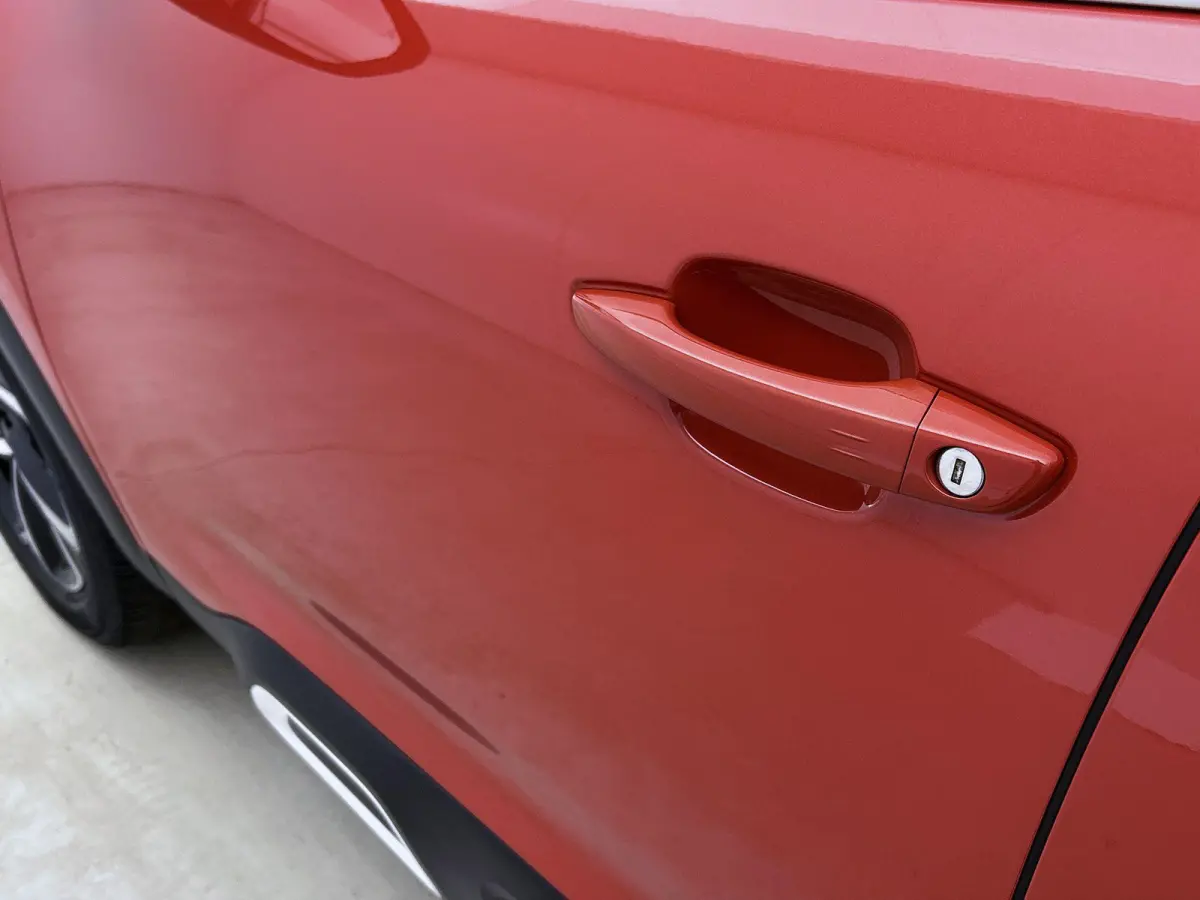 Shine 180pk Automaat | Lederen bekleding | Elektrisch verstelbare bestuurdersstoel met geheugen | Panoramisch schuifdak | Elektrische achterklep | Navigatie | Camera achter | Apple Carplay e