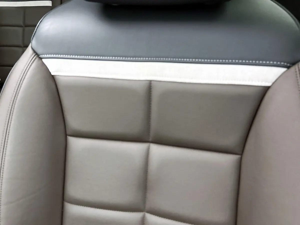 Shine 180pk Automaat | Lederen bekleding | Elektrisch verstelbare bestuurdersstoel met geheugen | Panoramisch schuifdak | Elektrische achterklep | Navigatie | Camera achter | Apple Carplay e