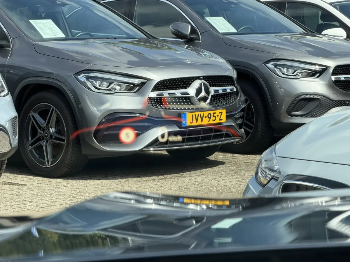 xDrive50e M Sport Sky Lounge Panoramadak Wegklapbare trekhaak Harman-Kardon Sound Keyless Entry Head-Up Display Comfortzetels