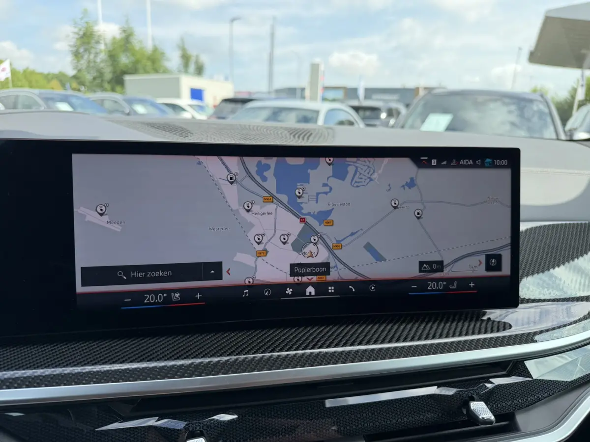 xDrive50e M Sport Sky Lounge Panoramadak Wegklapbare trekhaak Harman-Kardon Sound Keyless Entry Head-Up Display Comfortzetels