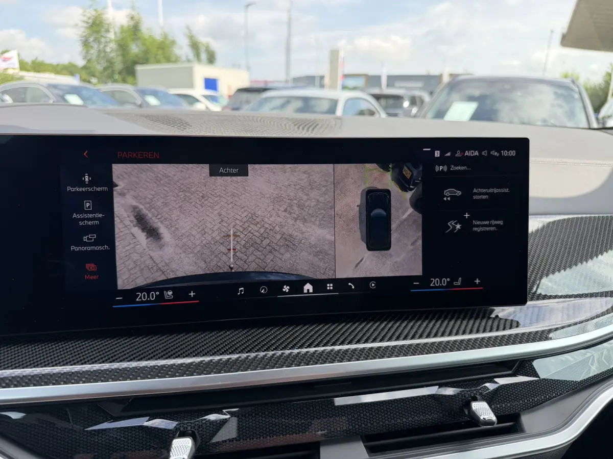 xDrive50e M Sport Sky Lounge Panoramadak Wegklapbare trekhaak Harman-Kardon Sound Keyless Entry Head-Up Display Comfortzetels