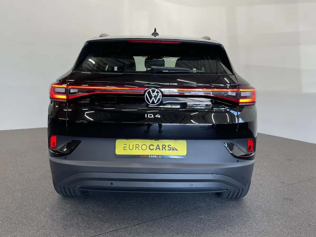 Pro Limited Edition 77 kWh Navigatie Apple Carplay/Android Auto Keyless PDC V+A Climate Control DAB+ Lane Assist Adaptieve Cruise control Velours / Alcantara bekleding 19" Lichtmetalen Velge