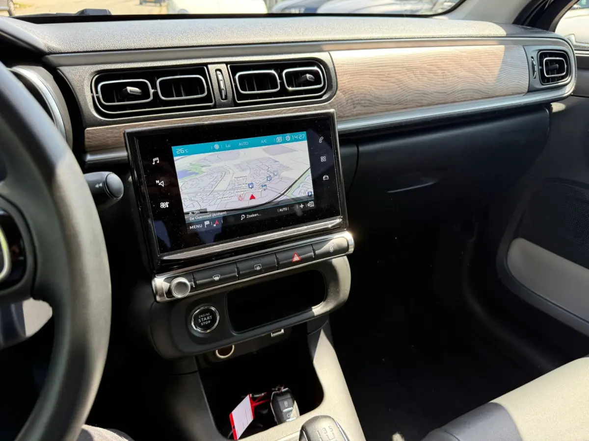 1.2 PureTech Shine, Navi, Airco, Keyless, NAP, INC BTW