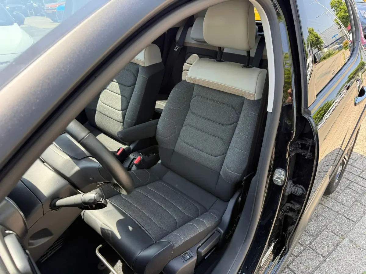 1.2 PureTech Shine, Navi, Airco, Keyless, NAP, INC BTW