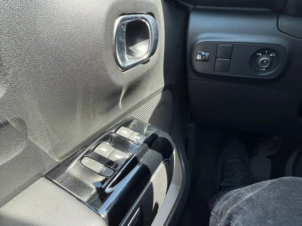 1.2 PureTech Shine, Navi, Airco, Keyless, NAP, INC BTW