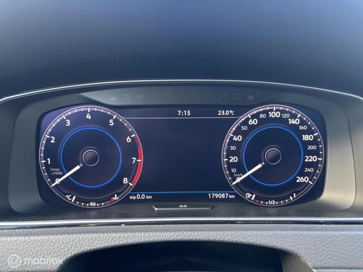 1.0 TSI R-LINE | Digitaal Dashboard