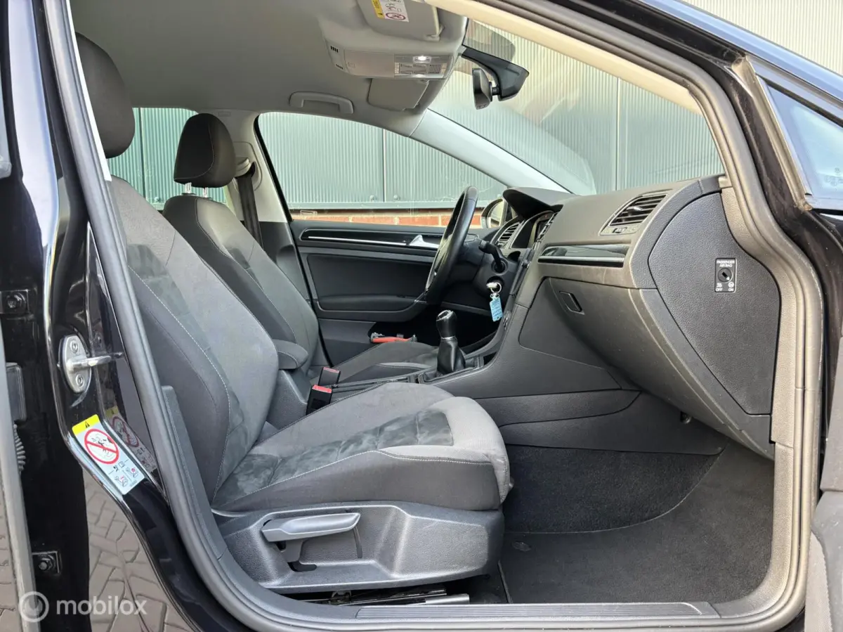1.0 TSI R-LINE | Digitaal Dashboard