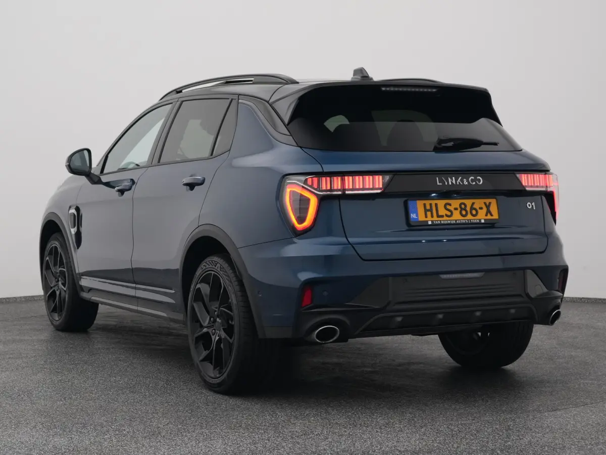 1.5 Plug-in Hybrid | 360° | BLACK | ZWARTE HEMEL | STUURVERWARMING | NLD AUTO