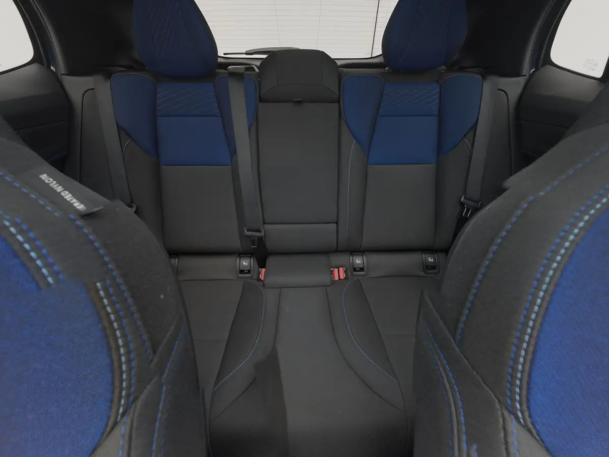 1.5 Plug-in Hybrid | 360° | BLACK | ZWARTE HEMEL | STUURVERWARMING | NLD AUTO