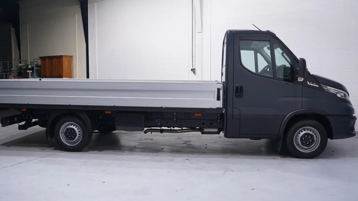 35S18 180 pk Aut. Pick Up / Open Laadbak Luchtvering, Navi, Adapt. Cruise, Trekhaak 3.500 kg, BPM vrij
