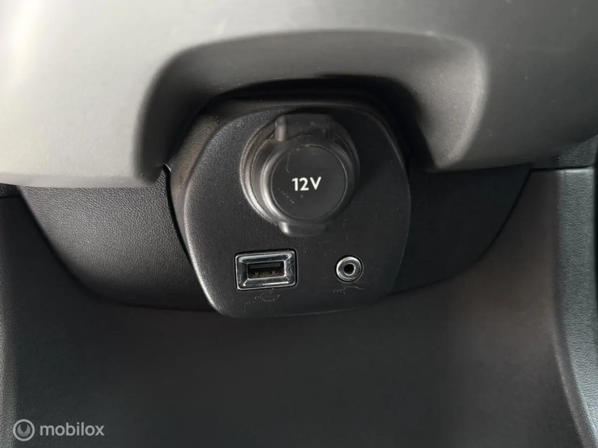 1.0 VVT-i x-sport uitvoering Airco NAP LM velgen
