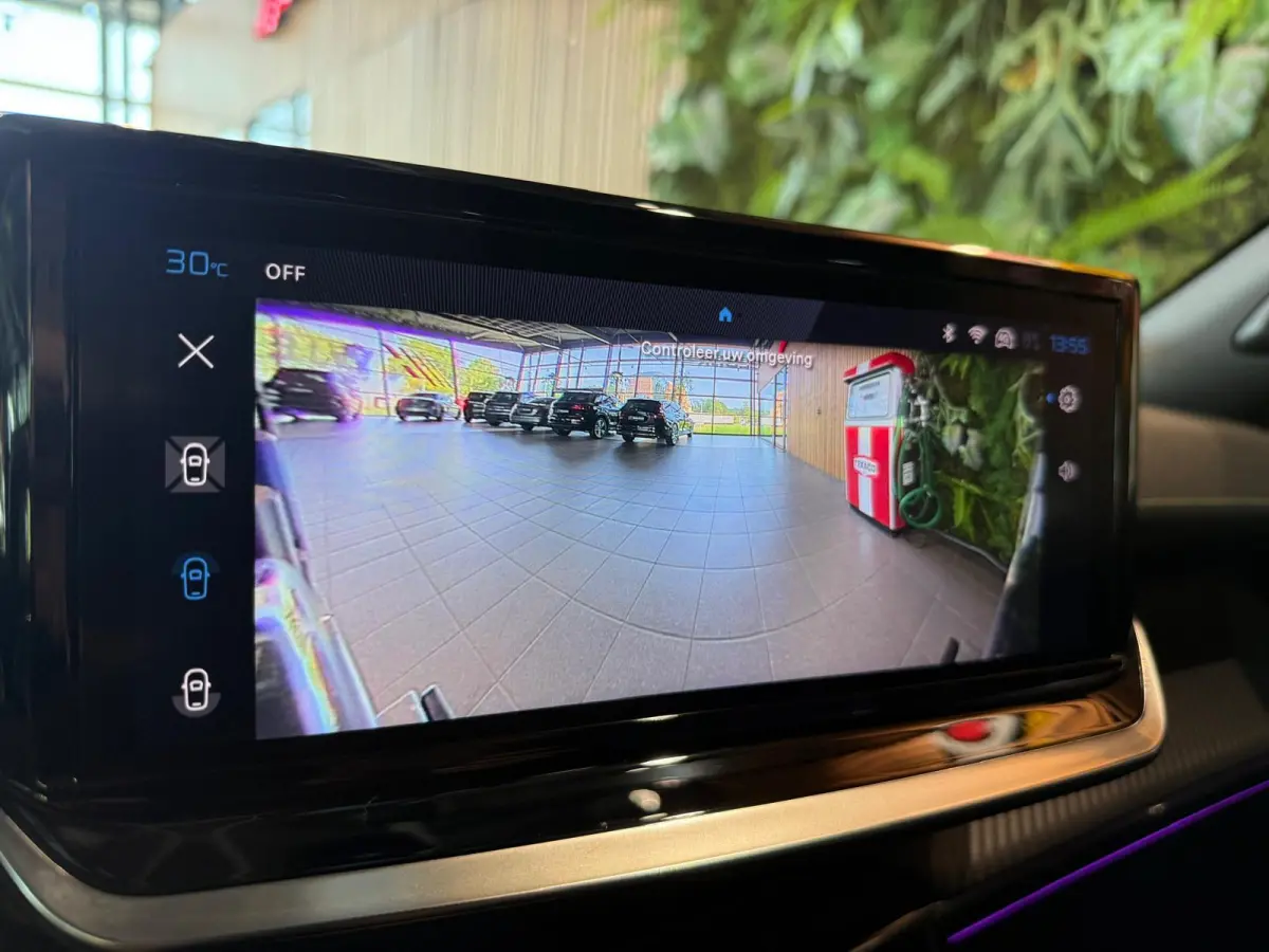 1.2 PureTech 130 GT 360 camera