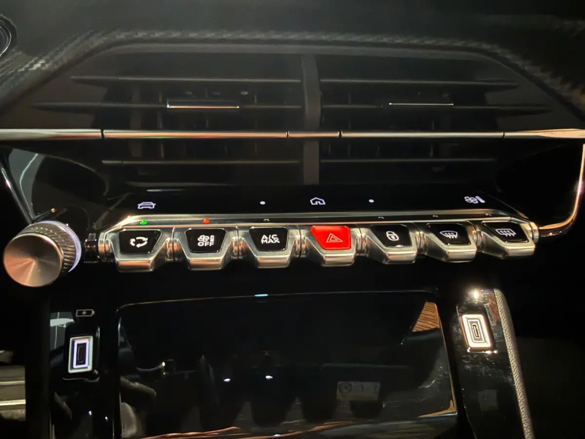 1.2 PureTech 130 GT 360 camera