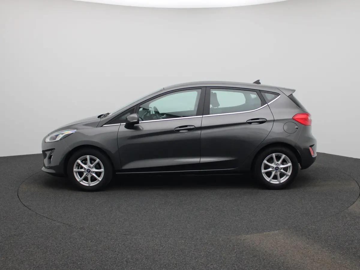 1.0 EcoBoost Titanium Winterpack | PDC | LMV | Navigatie | Apple carplay | Cruise