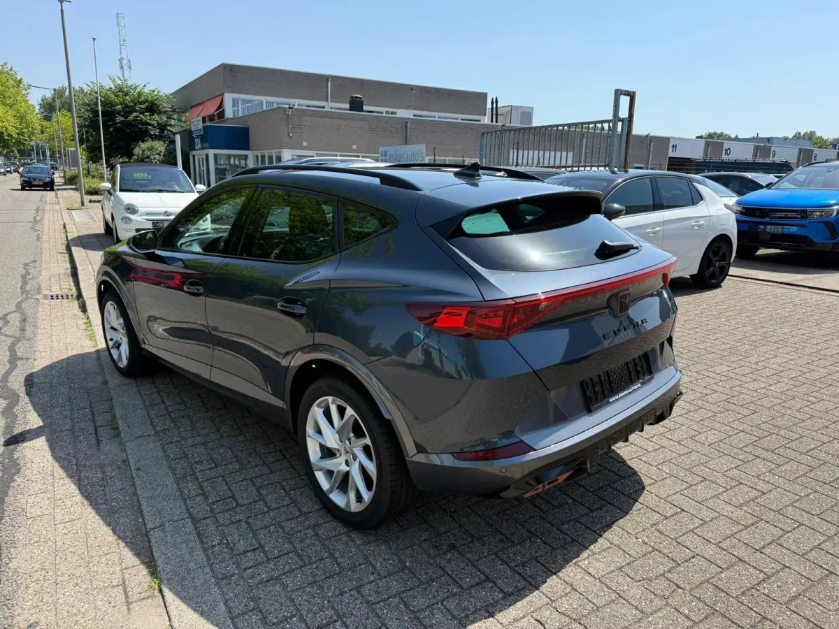 1.4 e-Hybrid Business, Navi, Camera, INC BTW, Dealer auto