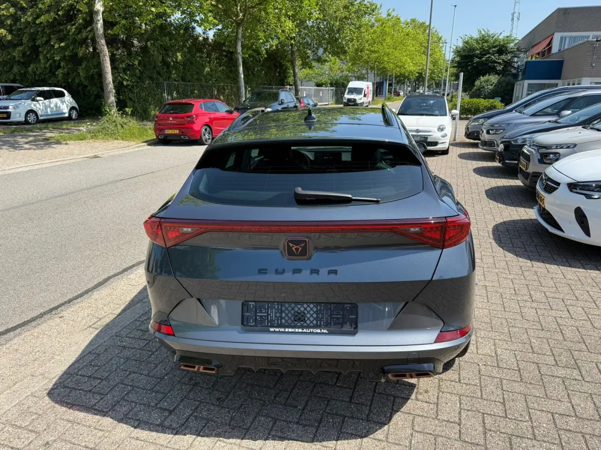 1.4 e-Hybrid Business, Navi, Camera, INC BTW, Dealer auto