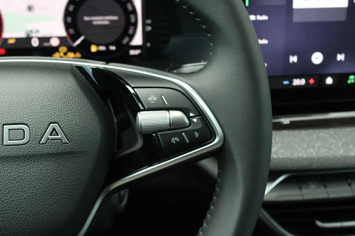 1.5 TSI Business Edition | CANTON Sound