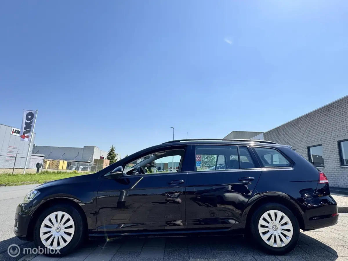 1.0 TSI Trendline|Carplay Clima LED
