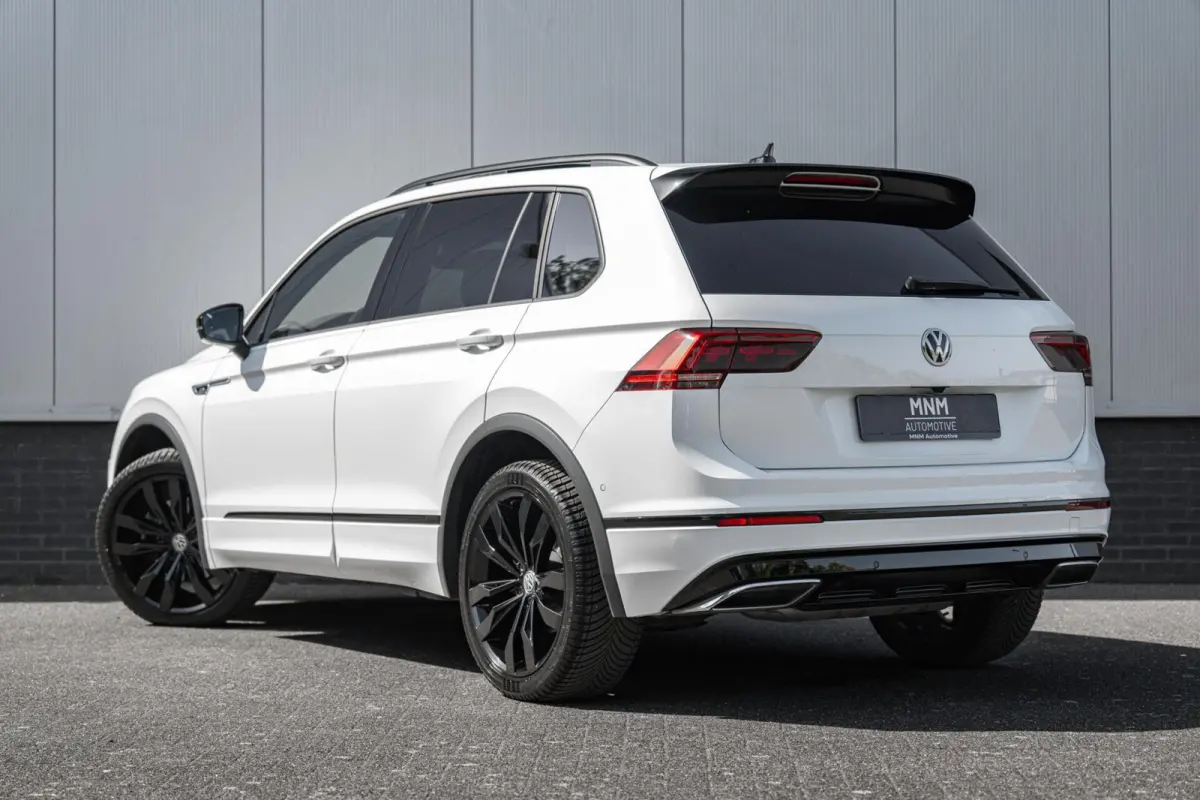 2.0 TSI 4Motion Highline 3x R-Line |Pano|HUD|Leer