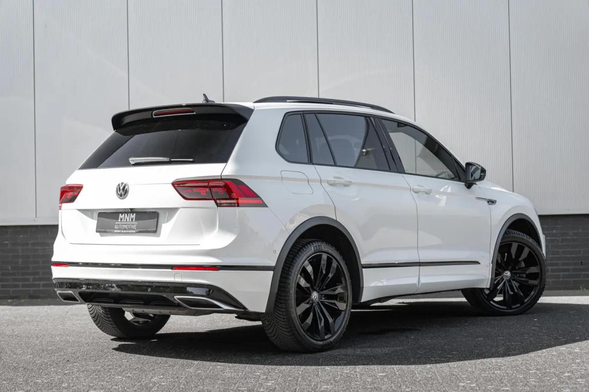 2.0 TSI 4Motion Highline 3x R-Line |Pano|HUD|Leer