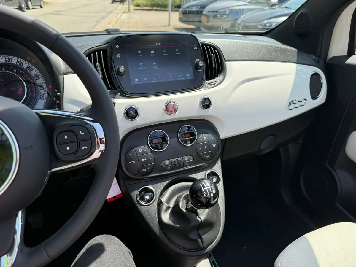 1.0 Hybrid Dolcevita, Navigatie, Airco, 1ste eigenaar, INC BTW