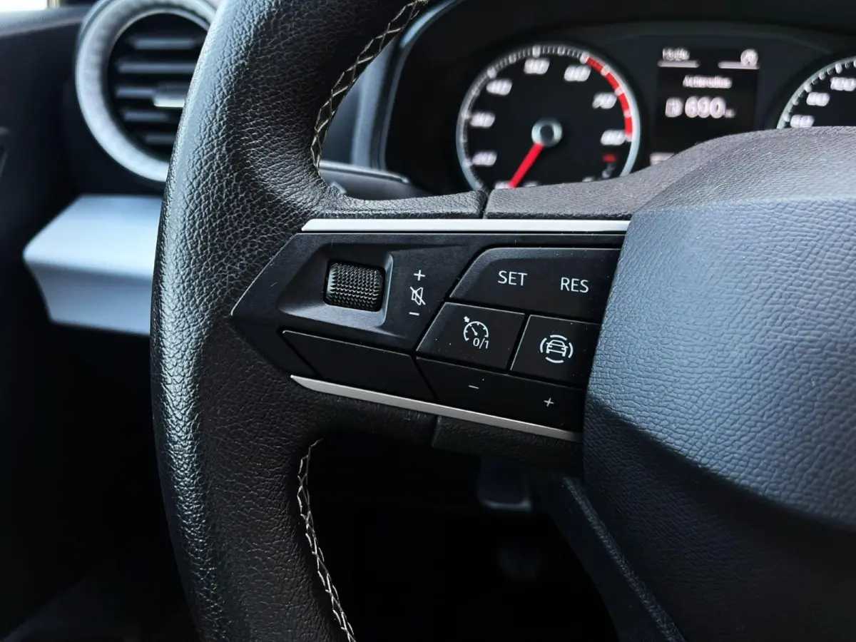 1.0 TSI 95pk Style | Trekhaak | Full Link | Climatronic