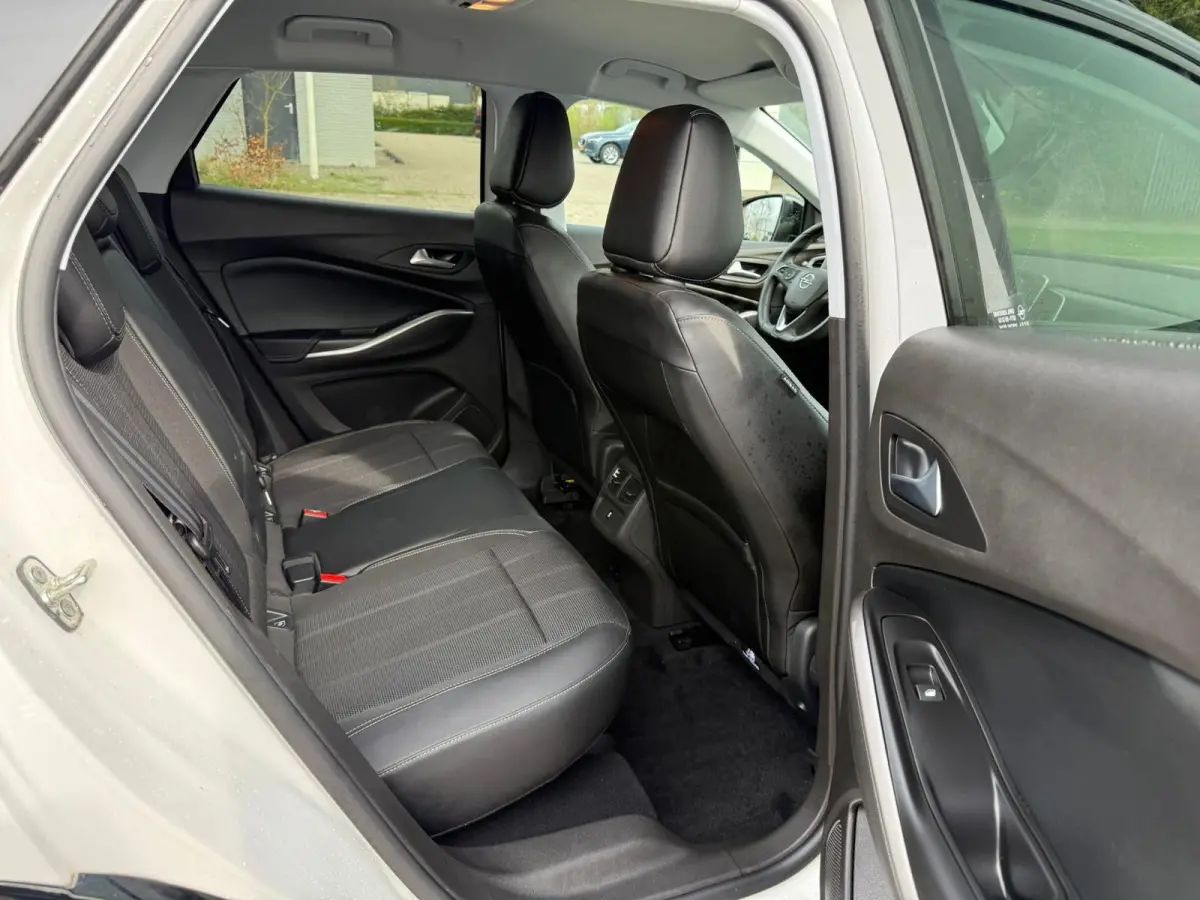 1.2 Turbo GS, Automaat, Navi, Nieuwstaat, Dealer auto